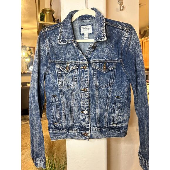 Forever 21 Premium Denim Classic Jean Jacket Los Angeles M 6-8 - Picture 3 of 6